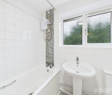 2 bedroom Flat - Dehavilland Close, Hatfield - Photo 4