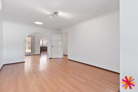 CLOSE TO SHOPS AND SCHOOLS - Photo 4