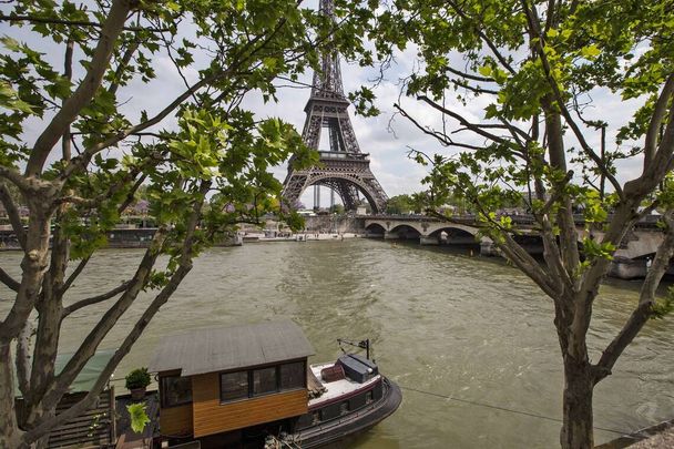 Appartement à louer rue Greuze, Paris 16ème - Photo 1