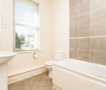 1 bedroom flat to rent - Photo 6