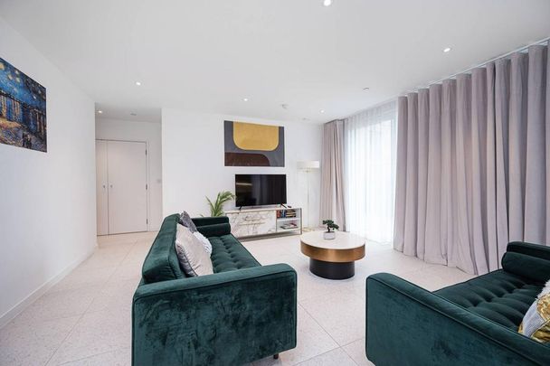 3 bedroom flat to rent - Photo 1