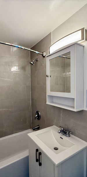 For Lease - 363 Lakeshore Road Unit# 103, Mississauga, Ontario - Photo 1