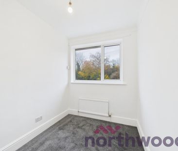 4 bedroom detached house to rent - Photo 3