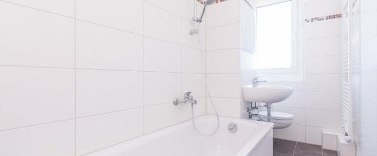 Modern / Balkon / Aufzug - Photo 1