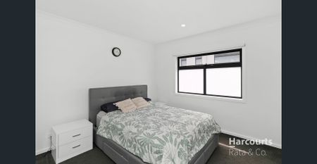 Modernise Your Lifestyle in this Convenient Gem - Photo 5