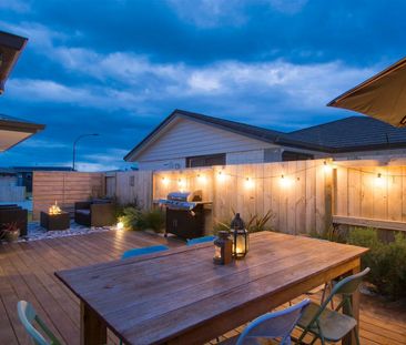 25 Hebe Crescent - Photo 2