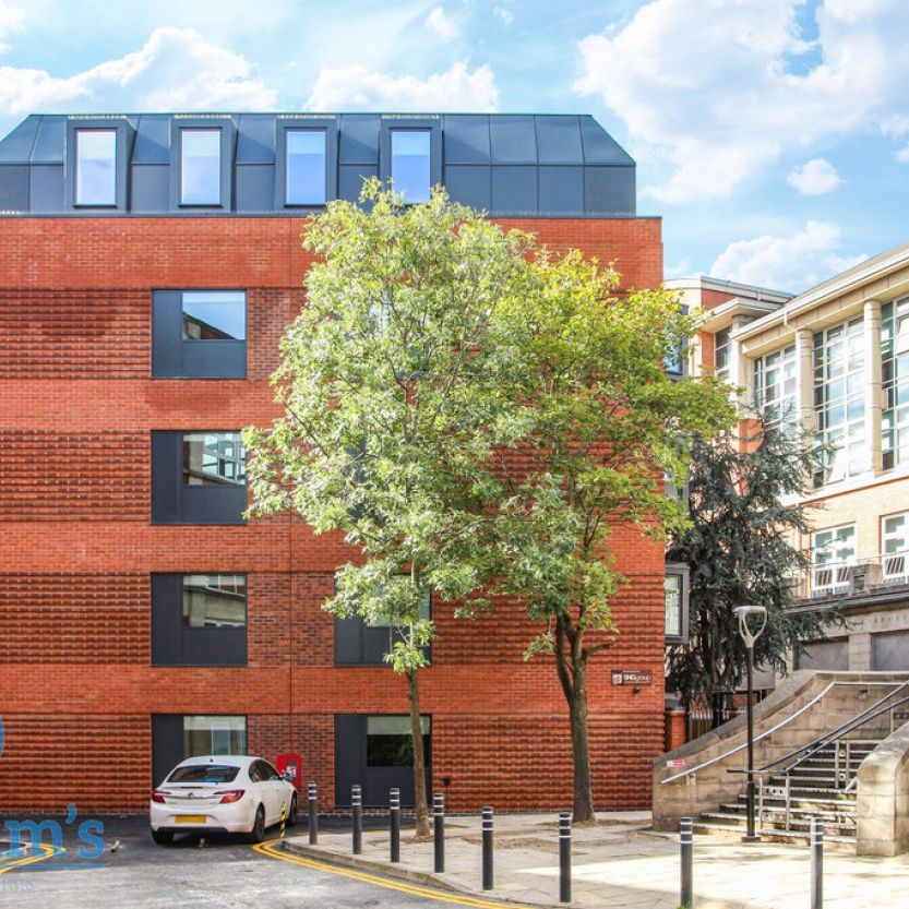 1 bed Shared Flat for Rent - Photo 1