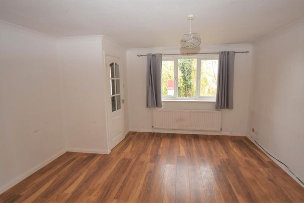 4 bedroom detached house to rent - Photo 1