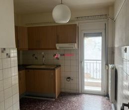 Διαμέρισμα για ενοικίαση - Νεάπολη, - Φωτογραφία 4