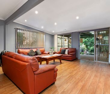 Charming full brick family oasis with two street access - Bordering... - Photo 5