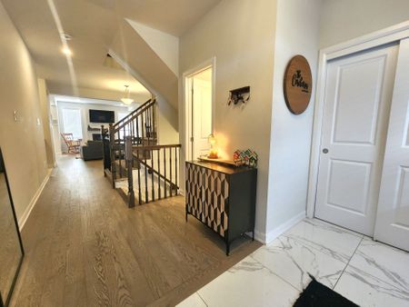 For Lease - 590 Paine Avenue, Kanata, Ontario - Photo 2