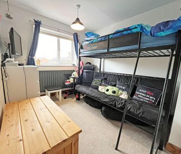 3 bedroom detached house to rent - Photo 4