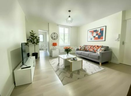 Location Appartement 2 pièces 48m² TOURS 37000 - Photo 2