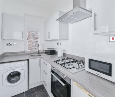 2 bedroom flat to rent - Photo 6