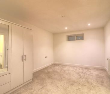 2 BED Apartment To rent - Photo 6