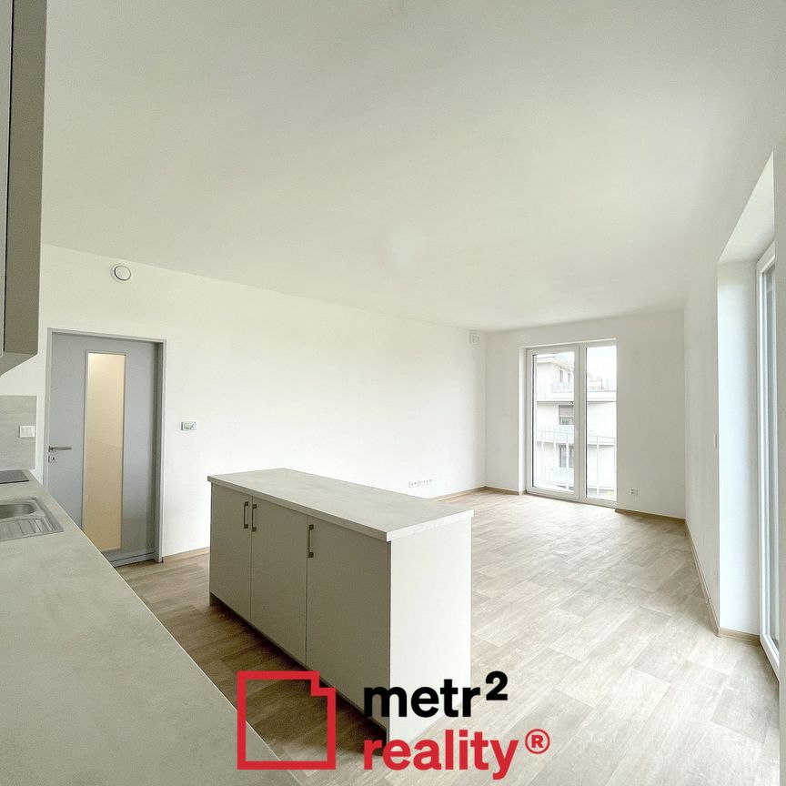 Pronájem bytu 2+kk 64 m² - Fotografie 1