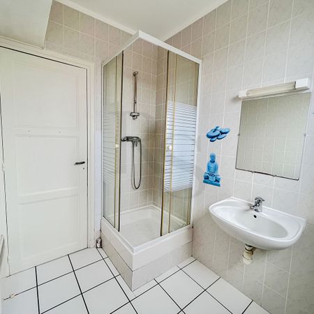 Location Appartement 2 pièces 42m² - Photo 3