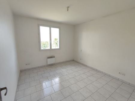 Location Maison 4 pièces 75m² - Photo 5