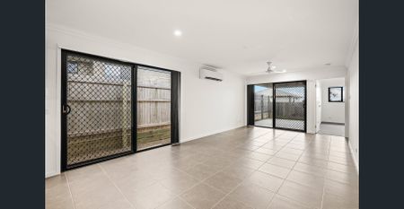 Modern Living with Study/Office Space - Photo 3