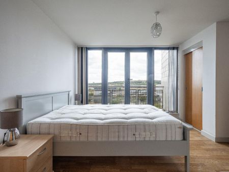3 bedroom penthouse to rent - Photo 3