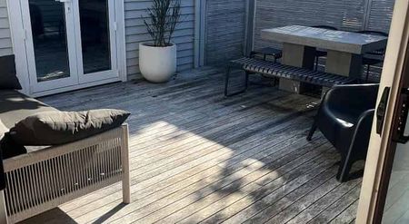 Charming 4 Bedroom Home in Mt Eden - Photo 3