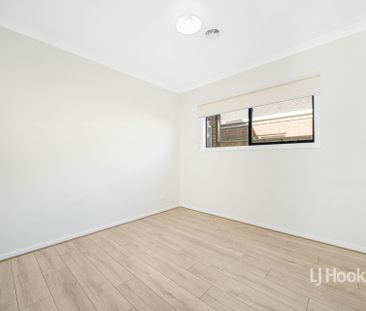 9 Fabius Way, Manor Lakes VIC, Belconnen - Photo 4