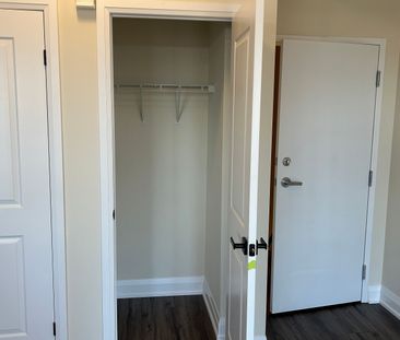 For Lease - 1585 Rose Way Unit# 116, Milton, Ontario - Photo 2