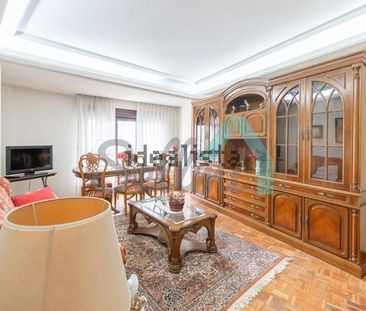 Alquiler de piso en Calle Ángel Muñiz Toca - Photo 1