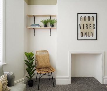 Room in a Shared House, Bloomfield Road, BS4 - Photo 2
