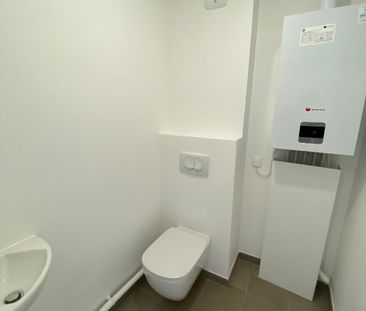 Location Appartement 2 pièces 43m² DECINES CHARPIEU 69150 - Photo 4