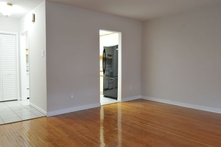 For Lease - 1013 Pape Avenue Unit# A, Toronto, Ontario - Photo 2