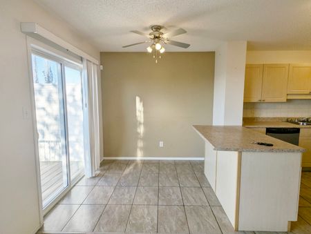 9045 Scott Crescent - Photo 3