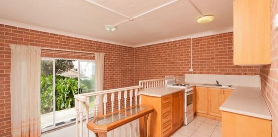 96A Copacabana Drive, Copacabana - Photo 2