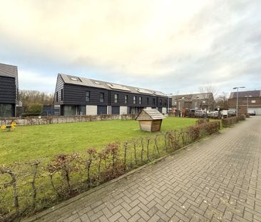 Ruime en energiezuinige woning in rustige recente verkaveling op de... - Photo 1