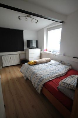 Direkt an der TU WG geeignete 4 Zimmer Wohnung - Photo 3