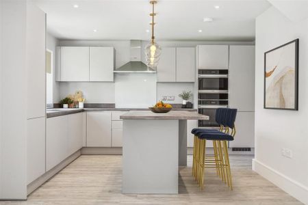 4 bedroom detached house to rent - Photo 5