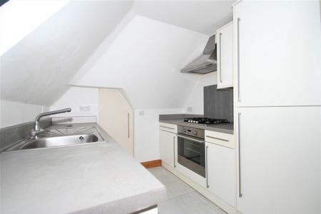 Ossulton Way Hampstead Garden Suburb N2 - Photo 2