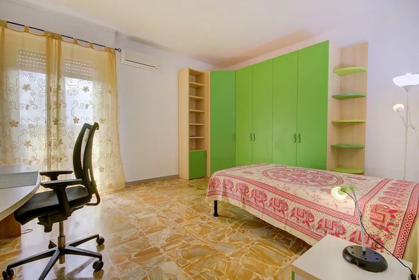 Via Giovanni Costetti, Florence, Tuscany 50142 - Photo 1