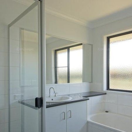 Modern Family Home in Quiet Oakey - Photo 1