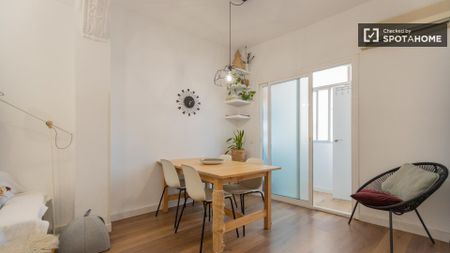 valencia, Valencian Community 46009 - Photo 4