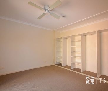 Located in a lovely quiet bush setting - Photo 2