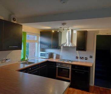 1 bedroom in a house share to rent - Photo 6