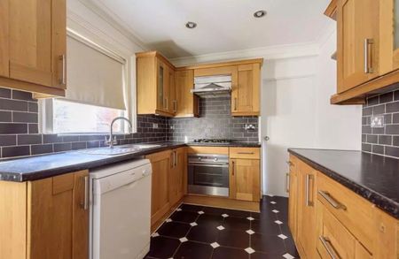 Room in a Shared House, Orts Road, RG1 - Photo 3