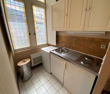 Studio Poitiers- Saint Denis – 30.01 m² - Photo 5