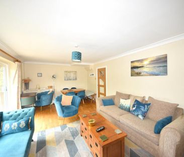 3 bedroom end of terrace house to rent - Photo 1