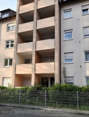 Gepflegte 1 1/2 Zi. Wohnung mit Loggia Nürnberg-Doos / Wohnung mieten - Photo 1