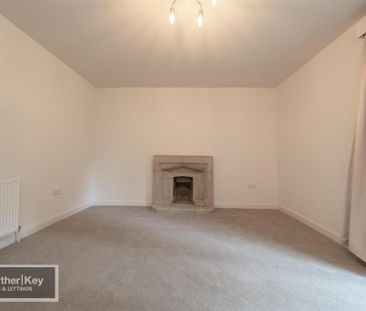 3 bedroom apartment to rent - Photo 2