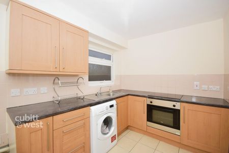 2 bedroom apartment to rent - Photo 5