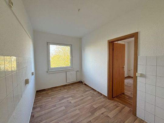 Einzug sofort möglich - 3-Raumwohnung mit Balkon - Foto 1