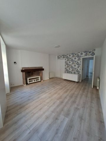 Location Appartement 4 pièces 70m² - Photo 2